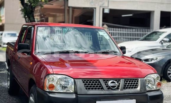 Buy Used Nissan Navara Red Car in Baie du Tombeau in Pamplemousses District