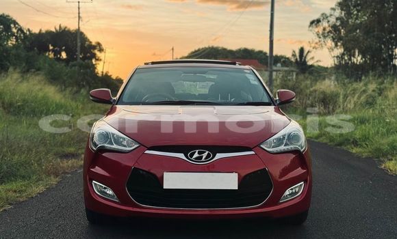 Buy Used Hyundai Veloster Red Car in Baie du Tombeau in Pamplemousses District Buy Used Hyundai Veloster Red Car in Baie du Tombeau in Pamplemousses District
