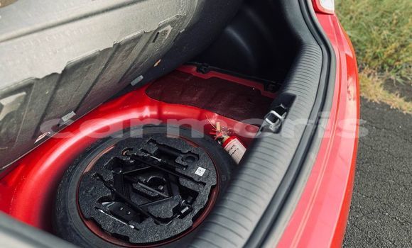 Buy Used Hyundai Veloster Red Car in Baie du Tombeau in Pamplemousses District Buy Used Hyundai Veloster Red Car in Baie du Tombeau in Pamplemousses District