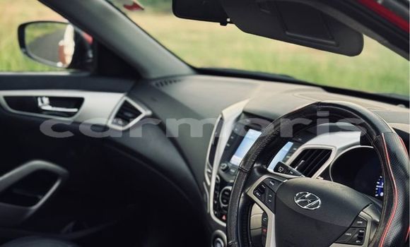 Buy Used Hyundai Veloster Red Car in Baie du Tombeau in Pamplemousses District Buy Used Hyundai Veloster Red Car in Baie du Tombeau in Pamplemousses District