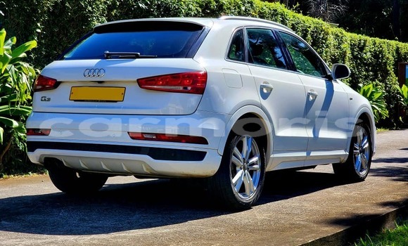 Buy Used Audi Q3 White Car in Baie du Tombeau in Pamplemousses District Buy Used Audi Q3 White Car in Baie du Tombeau in Pamplemousses District