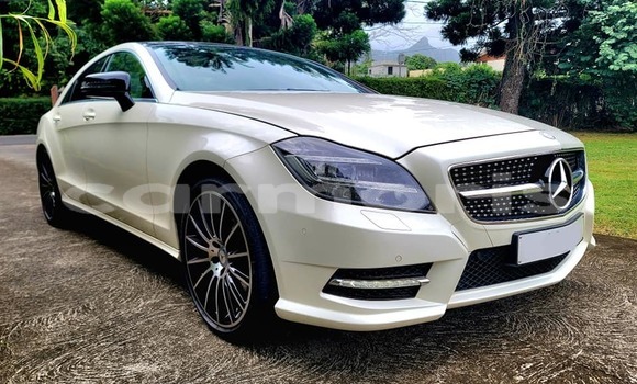 Buy Used Mercedes-Benz CLS–Class White Car in Baie Malgache in Rodrigues Buy Used Mercedes-Benz CLS–Class White Car in Baie Malgache in Rodrigues