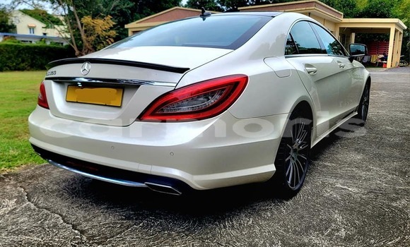 Buy Used Mercedes-Benz CLS–Class White Car in Baie Malgache in Rodrigues Buy Used Mercedes-Benz CLS–Class White Car in Baie Malgache in Rodrigues