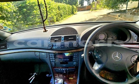 Buy Used Mercedes-Benz E–Class Other Car in Baie Malgache in Rodrigues Buy Used Mercedes-Benz E–Class Other Car in Baie Malgache in Rodrigues