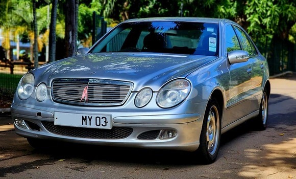 Buy Used Mercedes-Benz E–Class Other Car in Baie Malgache in Rodrigues Buy Used Mercedes-Benz E–Class Other Car in Baie Malgache in Rodrigues