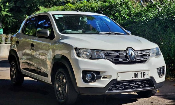 Buy Used Renault KWID White Car in Amitié–Gokhoola in Rivière du Rempart District