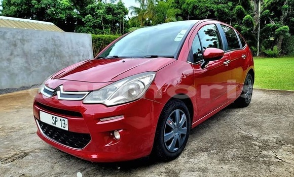 Buy Used Citroen C3 Red Car in Baie du Tombeau in Pamplemousses District