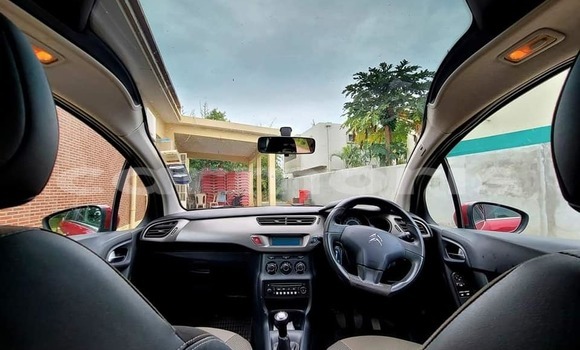 Buy Used Citroen C3 Red Car in Baie du Tombeau in Pamplemousses District Buy Used Citroen C3 Red Car in Baie du Tombeau in Pamplemousses District