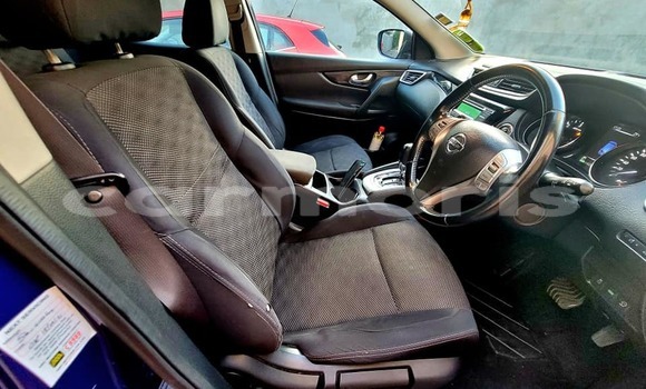 Buy Used Nissan Qashqai Blue Car in Baie du Tombeau in Pamplemousses District Buy Used Nissan Qashqai Blue Car in Baie du Tombeau in Pamplemousses District