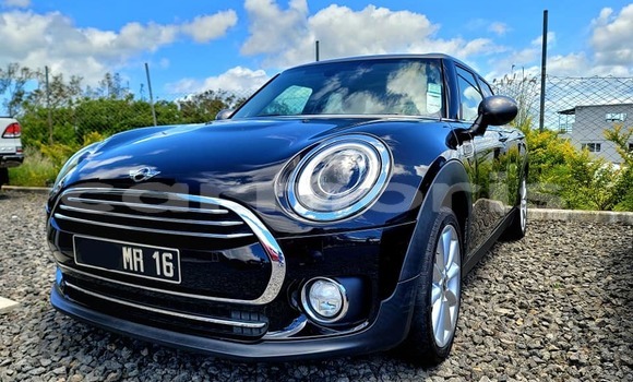 Buy Used Mini Cooper S clubman Black Car in Baie du Cap in Savanne District Buy Used Mini Cooper S clubman Black Car in Baie du Cap in Savanne District