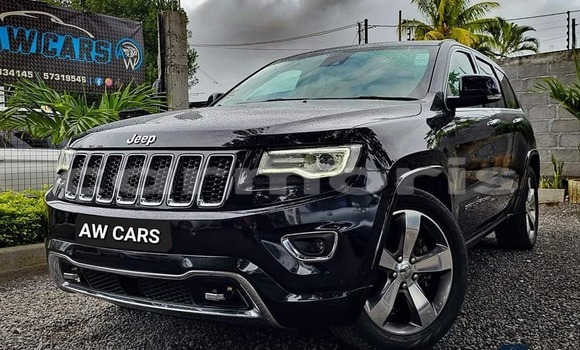 Buy Used Jeep Cherokee Black Car in Baie du Tombeau in Pamplemousses District