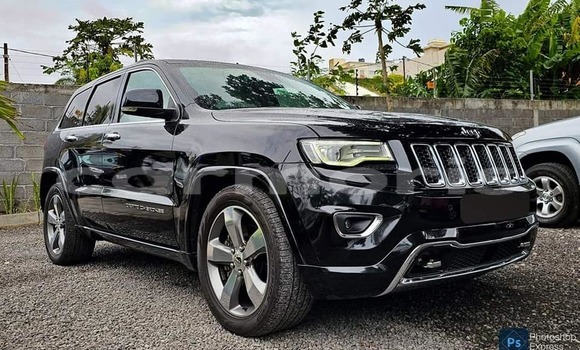 Buy Used Jeep Cherokee Black Car in Baie du Tombeau in Pamplemousses District Buy Used Jeep Cherokee Black Car in Baie du Tombeau in Pamplemousses District