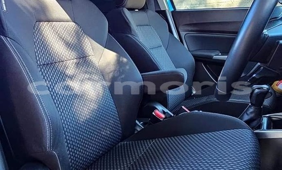 Buy Used Suzuki Swift Blue Car in Baie du Cap in Savanne District Buy Used Suzuki Swift Blue Car in Baie du Cap in Savanne District