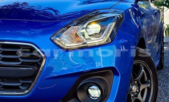 Buy Used Suzuki Swift Blue Car in Baie du Cap in Savanne District Buy Used Suzuki Swift Blue Car in Baie du Cap in Savanne District