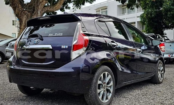 Buy Used Toyota Aqua Black Car in Baie du Tombeau in Pamplemousses District Buy Used Toyota Aqua Black Car in Baie du Tombeau in Pamplemousses District