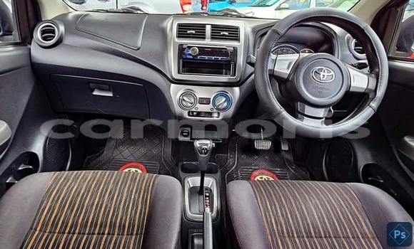 Buy Used Toyota Gaia Other Car in Baie du Tombeau in Pamplemousses District Buy Used Toyota Gaia Other Car in Baie du Tombeau in Pamplemousses District