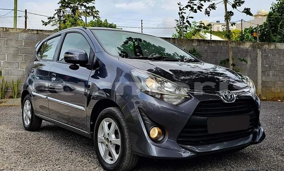 Buy Used Toyota Gaia Other Car in Baie du Tombeau in Pamplemousses District Buy Used Toyota Gaia Other Car in Baie du Tombeau in Pamplemousses District