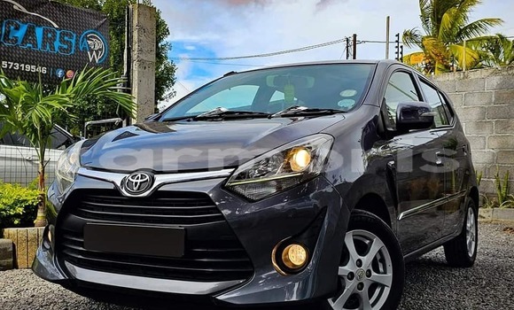 Buy Used Toyota Gaia Other Car in Baie du Tombeau in Pamplemousses District Buy Used Toyota Gaia Other Car in Baie du Tombeau in Pamplemousses District