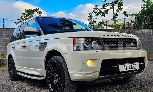 Buy Used Land Rover Range Rover Sport White Car in Baie du Tombeau in Pamplemousses District Buy Used Land Rover Range Rover Sport White Car in Baie du Tombeau in Pamplemousses District