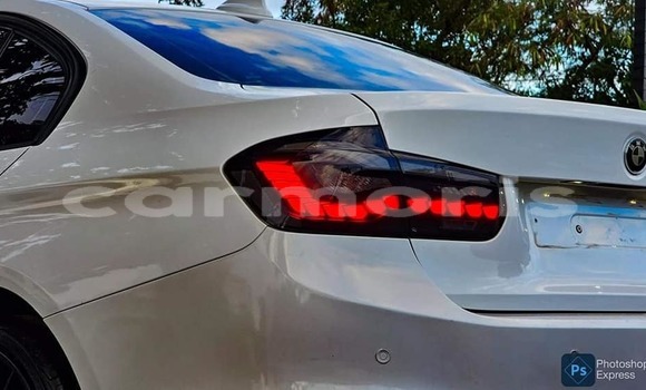 Buy Used BMW 3200 White Car in Baie du Tombeau in Pamplemousses District Buy Used BMW 3200 White Car in Baie du Tombeau in Pamplemousses District