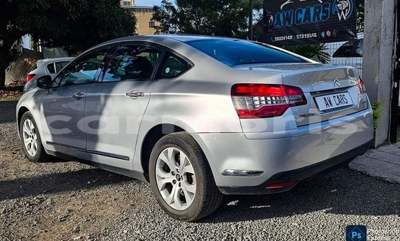 Buy Used Citroen C5 Other Car in Arsenal in Pamplemousses District Buy Used Citroen C5 Other Car in Arsenal in Pamplemousses District