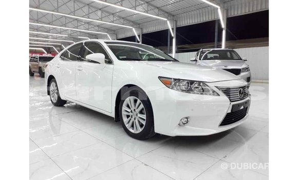 Buy Import Lexus ES White Car in Import - Dubai in Agalega Islands Buy Import Lexus ES White Car in Import - Dubai in Agalega Islands