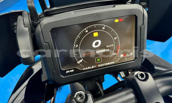 Buy Used BMW S 1000 Blue Bike in Port Louis in Port Louis District Buy Used BMW S 1000 Blue Bike in Port Louis in Port Louis District