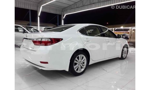 Buy Import Lexus ES White Car in Import - Dubai in Agalega Islands Buy Import Lexus ES White Car in Import - Dubai in Agalega Islands