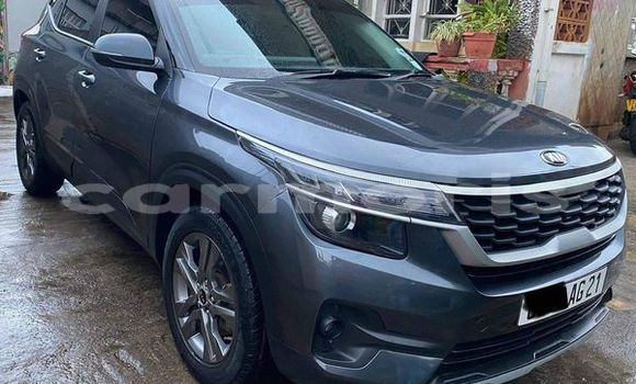 Buy Used Kia Sedona Other Car in Port Louis in Port Louis District Buy Used Kia Sedona Other Car in Port Louis in Port Louis District