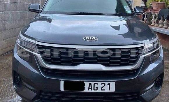 Buy Used Kia Sedona Other Car in Port Louis in Port Louis District Buy Used Kia Sedona Other Car in Port Louis in Port Louis District