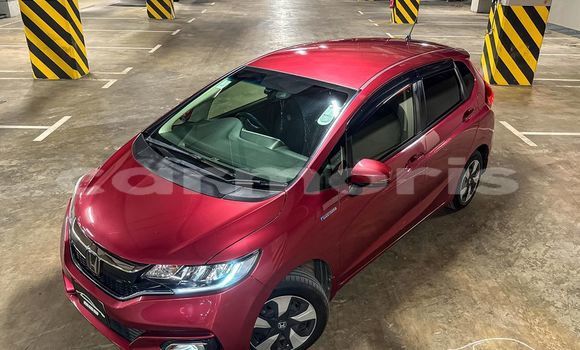 Buy Used Honda fit Red Car in Anse La Raie in Rivière du Rempart District Buy Used Honda fit Red Car in Anse La Raie in Rivière du Rempart District