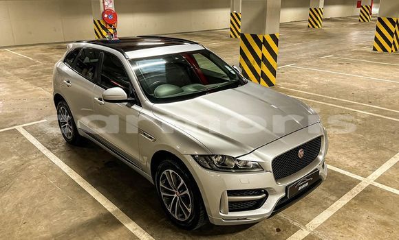 Buy Used Jaguar F-Type SVR Other Car in Anse La Raie in Rivière du Rempart District