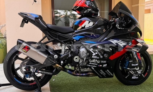 Buy Used BMW S 1000 Black Bike in Port Louis in Port Louis District Buy Used BMW S 1000 Black Bike in Port Louis in Port Louis District