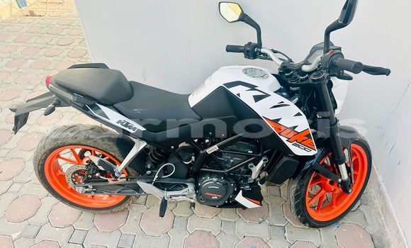 Buy Used KTM Duke Beige Bike in Port Louis in Port Louis District