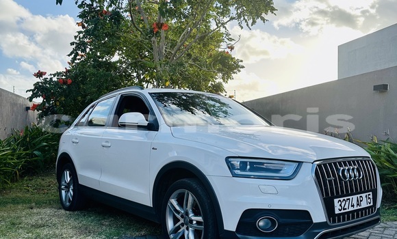 Buy Used Audi Q3 White Car in Rivière du Rempart in Rivière du Rempart District