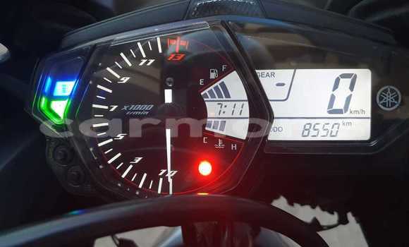 Buy Used Yamaha YZF Beige Bike in Port Louis in Port Louis District Buy Used Yamaha YZF Beige Bike in Port Louis in Port Louis District