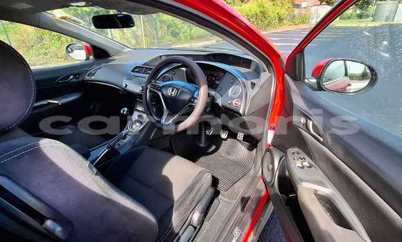Buy Used Honda Civic Red Car in Quatre Bornes in Plaines Wilhems District Buy Used Honda Civic Red Car in Quatre Bornes in Plaines Wilhems District