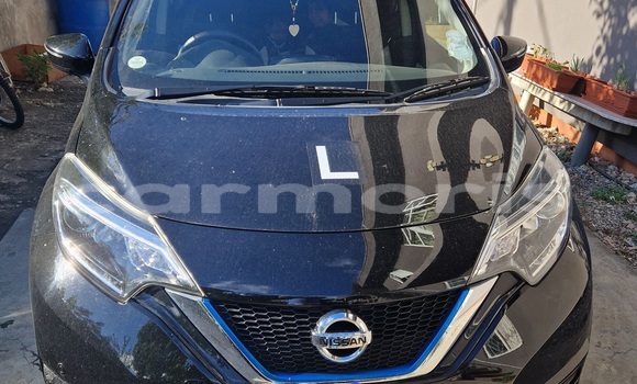 Buy Used Nissan Note Black Car in Le Hochet in Pamplempousses Buy Used Nissan Note Black Car in Le Hochet in Pamplempousses