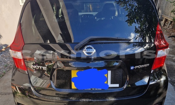 Buy Used Nissan Note Black Car in Le Hochet in Pamplempousses Buy Used Nissan Note Black Car in Le Hochet in Pamplempousses