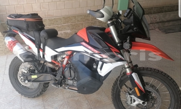 Buy Used KTM ADVENTURE White Bike in Port Louis in Port Louis District Buy Used KTM ADVENTURE White Bike in Port Louis in Port Louis District