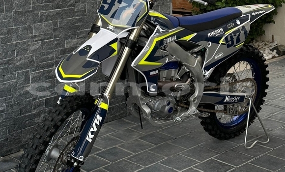 Buy Used Yamaha YZ450F Blue Bike in Bel Ombre in Savanne Buy Used Yamaha YZ450F Blue Bike in Bel Ombre in Savanne