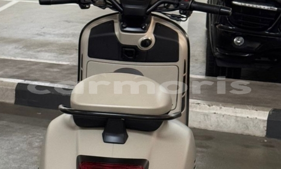 Buy Used Vespa GTV Beige Bike in Port Louis in Port Louis District Buy Used Vespa GTV Beige Bike in Port Louis in Port Louis District
