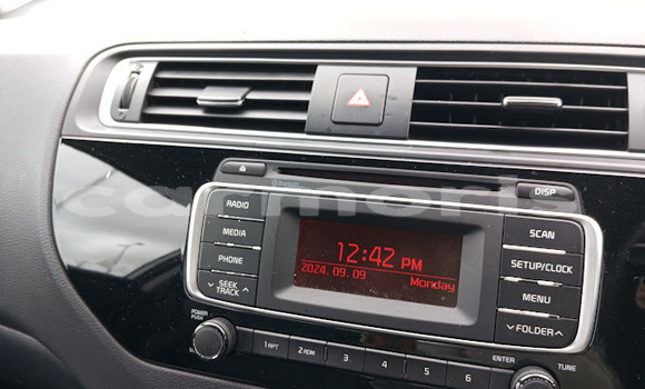 Buy Used Kia Rio Silver Car in Curepipe in Plaines Wilhems District Buy Used Kia Rio Silver Car in Curepipe in Plaines Wilhems District