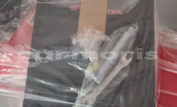 Buy Used Honda CRF Red Bike in Bel Ombre in Savanne Buy Used Honda CRF Red Bike in Bel Ombre in Savanne