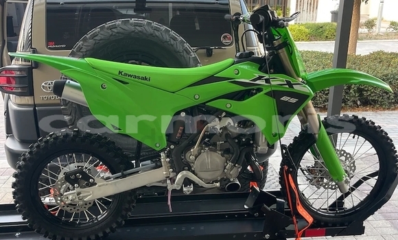 Buy Used Kawasaki KX 85 Green Bike in Port Louis in Port Louis District Buy Used Kawasaki KX 85 Green Bike in Port Louis in Port Louis District