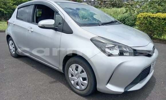 Buy Used Toyota Vitz Other Car in Saint Julien in Flacq