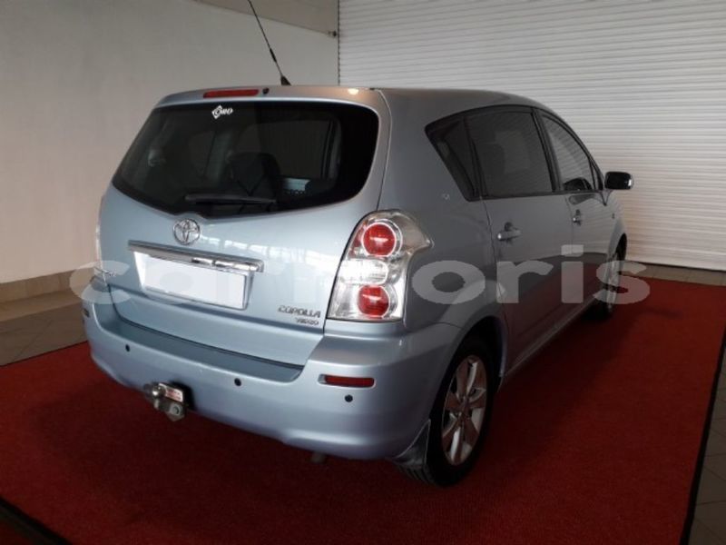 Big with watermark 2011 toyota verso 4