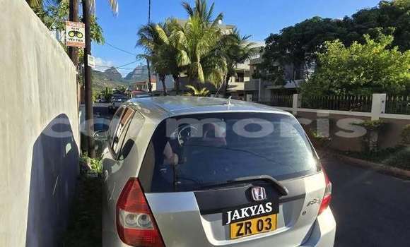 Buy Used Honda fit Other Car in Port Louis in Port Louis District Buy Used Honda fit Other Car in Port Louis in Port Louis District