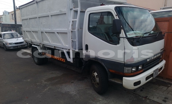 Acheter Occasion Utilitaire Mitsubishi Van Blanc à Goyaves de Grand Baie–Montagne, Rodrigues Acheter Occasion Utilitaire Mitsubishi Van Blanc à Goyaves de Grand Baie–Montagne, Rodrigues