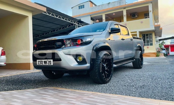 Buy Used Toyota Hilux Other Car in Baie du Tombeau in Pamplemousses District Buy Used Toyota Hilux Other Car in Baie du Tombeau in Pamplemousses District